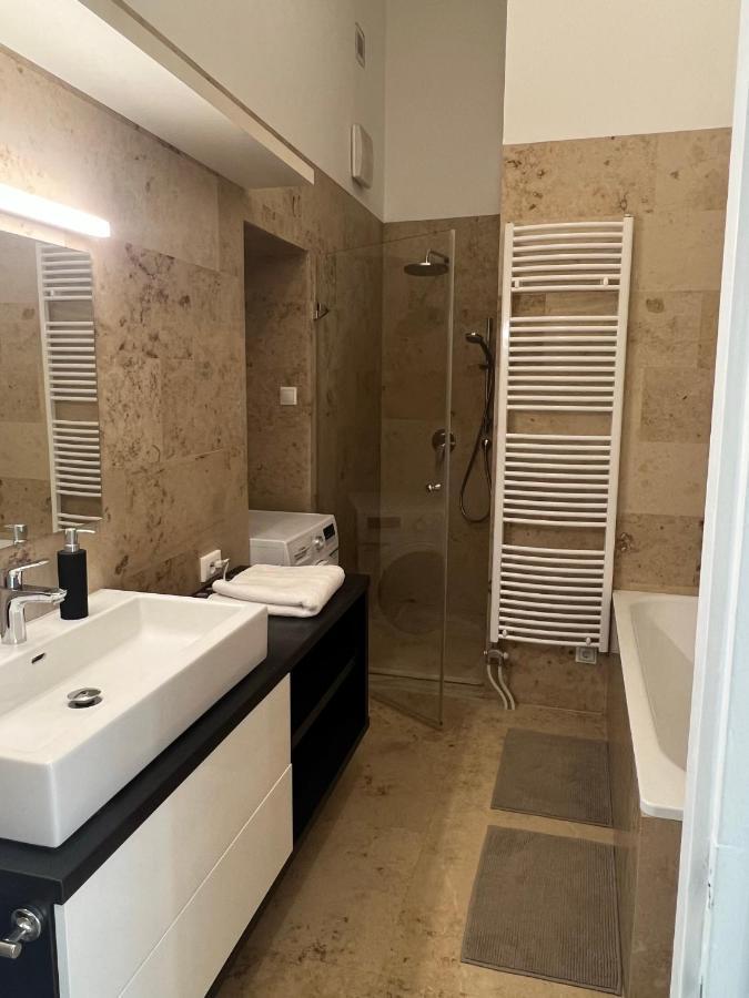 Tamas Apartman Székesfehérvár Exterior foto